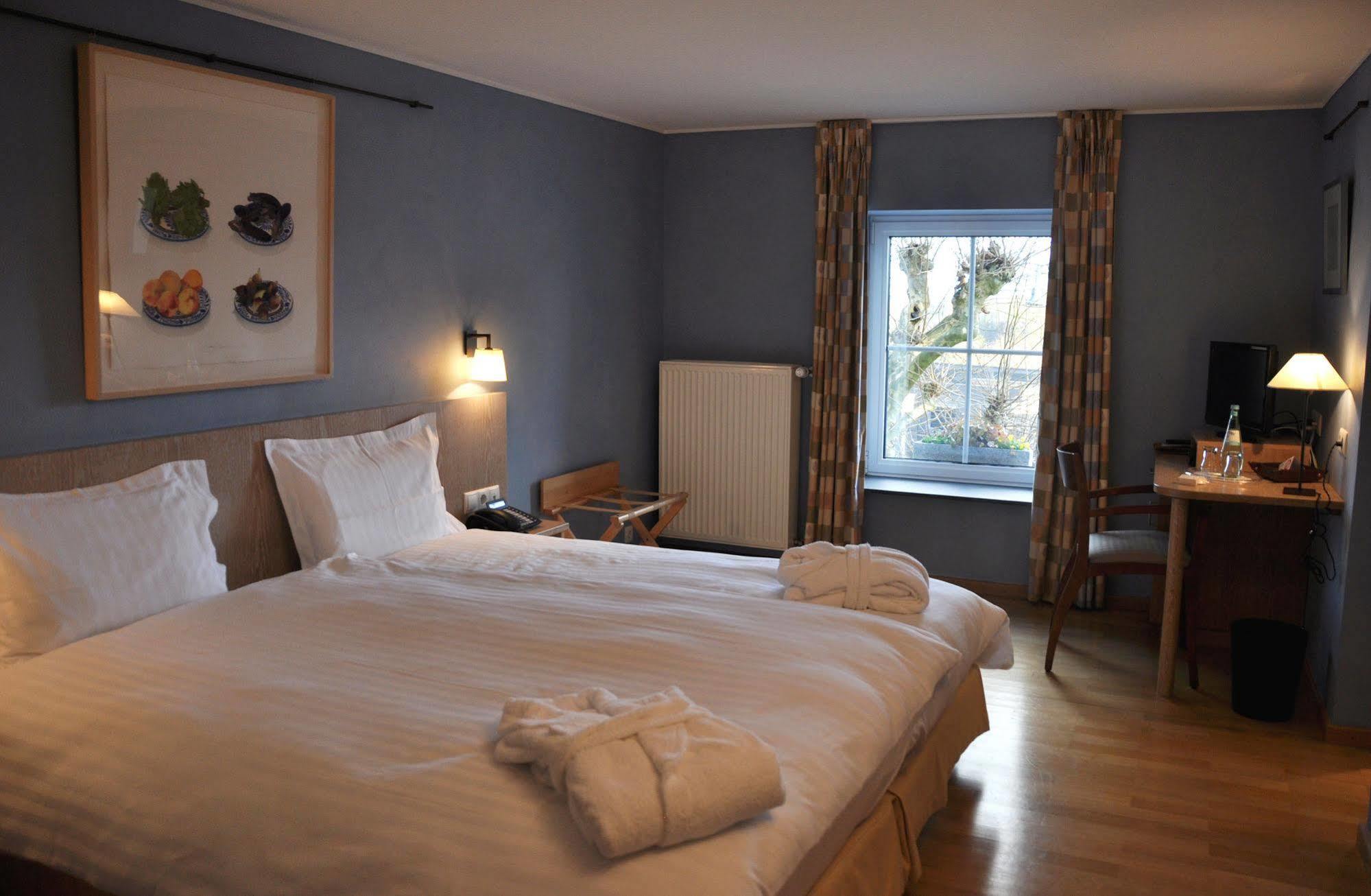 Hotel Manoir Kasselslay Clervaux Exterior foto